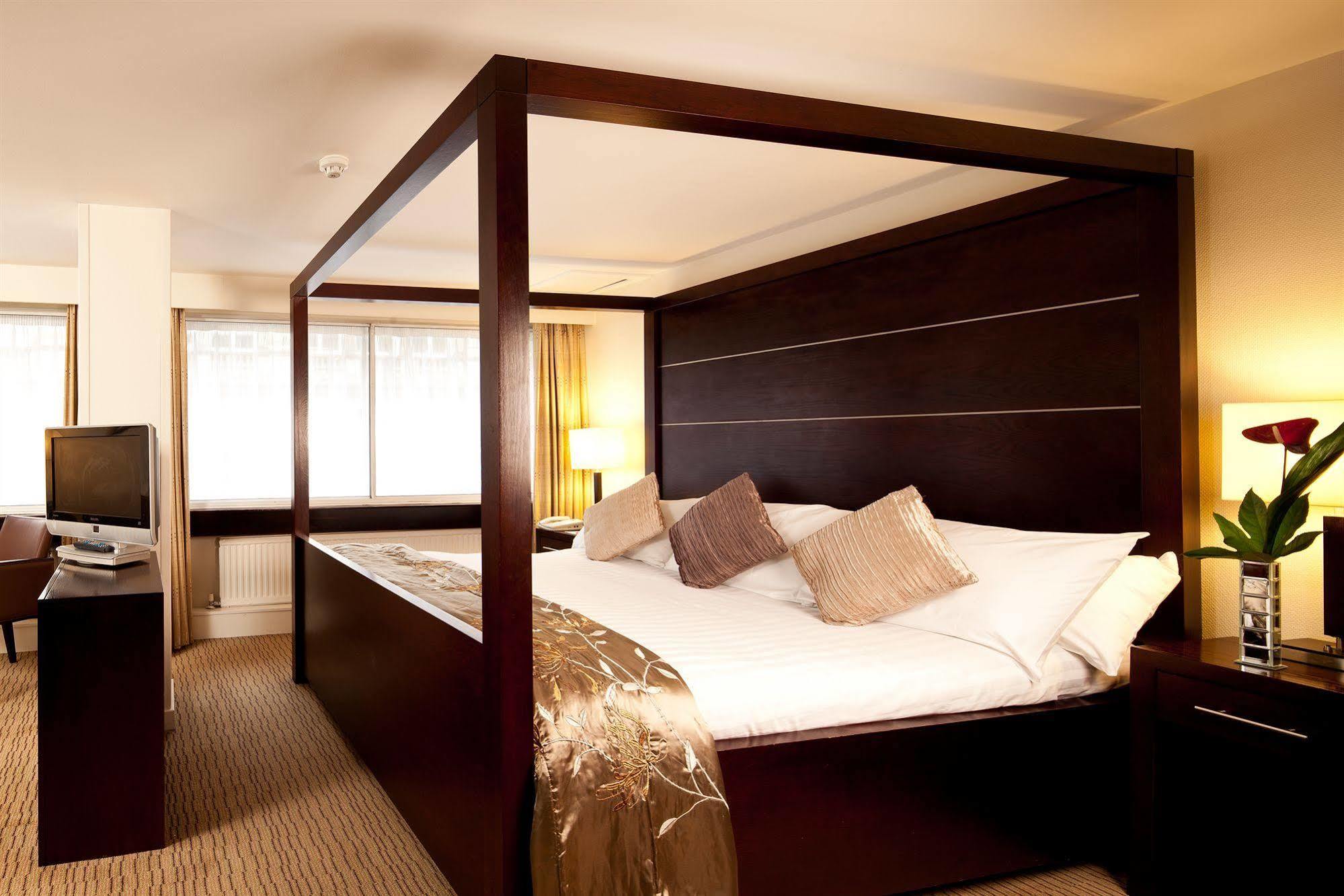 Hotel Mercure City 3*